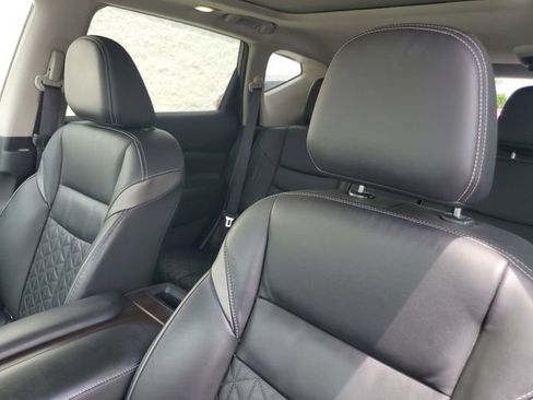 Used 2019 Nissan Murano Platinum AWD/4WD image 17