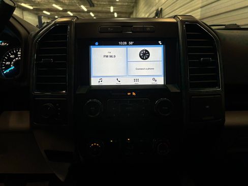 Used 2019 Ford F150 XLT image 18