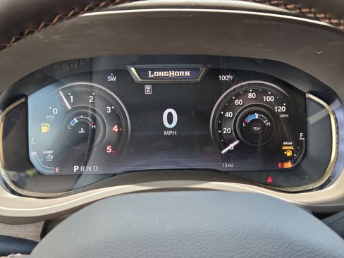 New 2026 RAM 2500 Limited AWD/4WD image 13