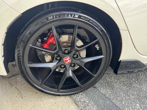 Used 2025 Honda Civic Type R image 34