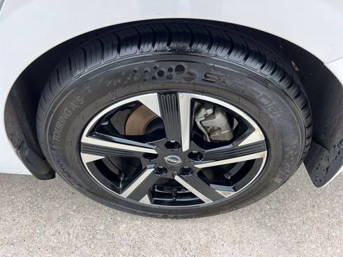 Used 2024 Nissan Sentra SV w/ All-Weather Package FWD image 15