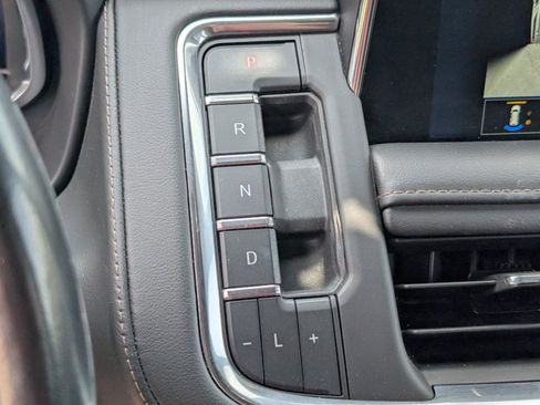 Used 2022 Chevrolet Tahoe High Country AWD/4WD image 27