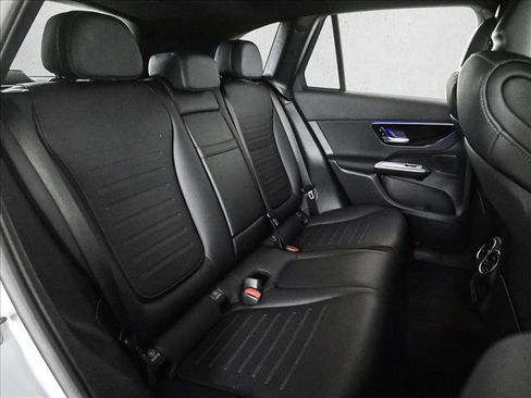 Certified 2025 Mercedes-Benz GLC 300 4MATIC image 21