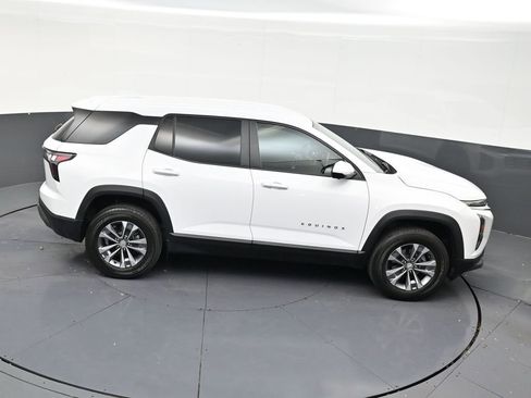 Used 2025 Chevrolet Equinox LT w/ Safety and Technology Package image 18