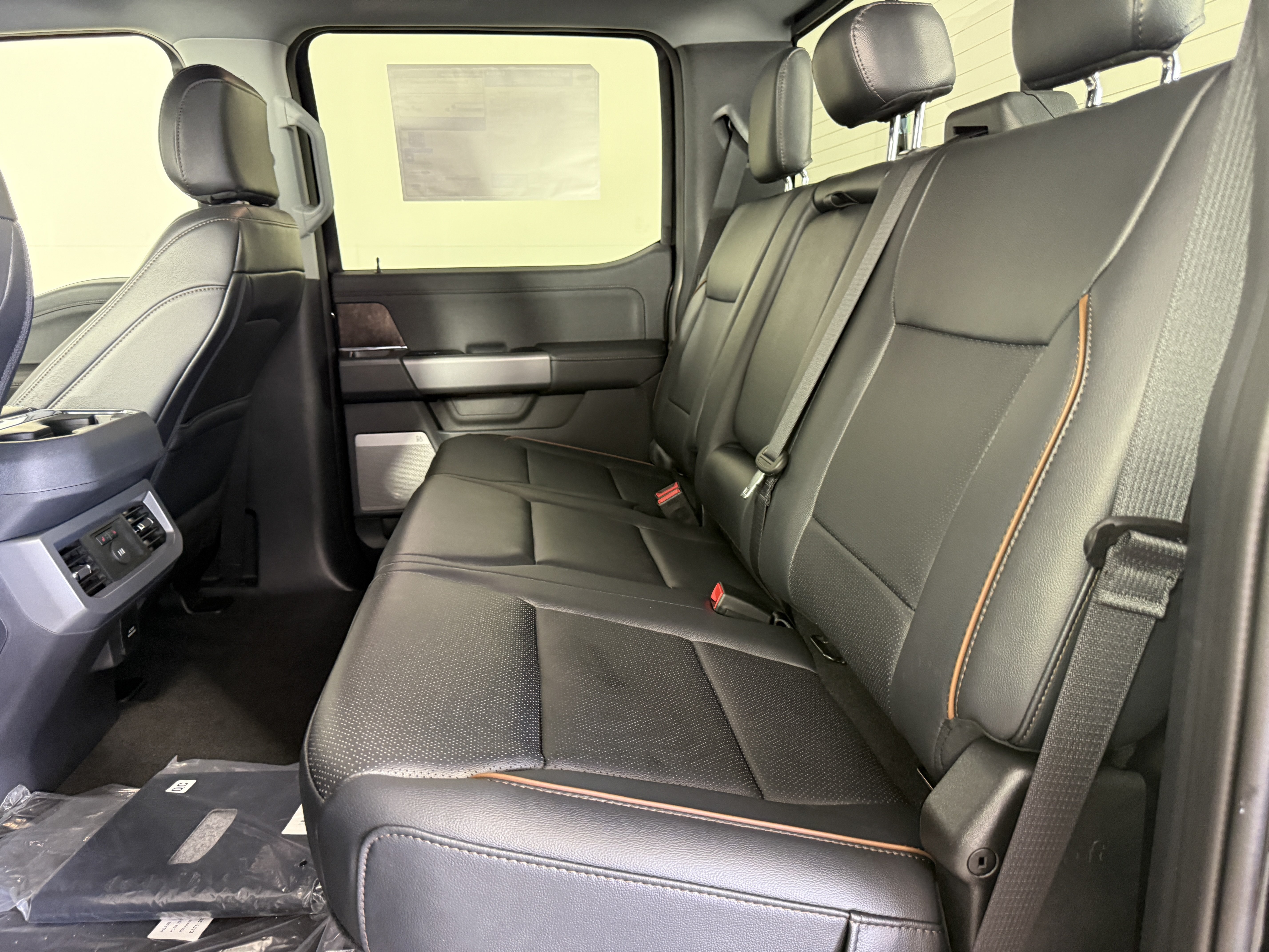 New 2026 Ford F250 Lariat w/ FX4 Off-Road Package AWD/4WD image 13