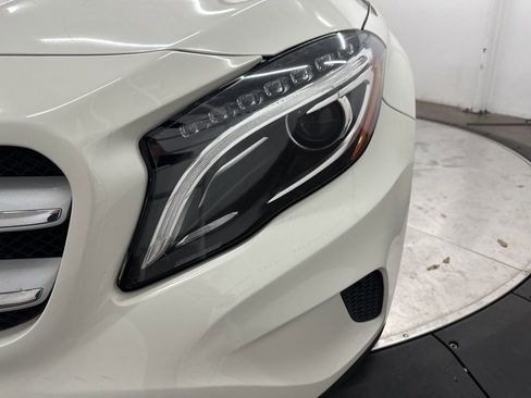 Used 2017 Mercedes-Benz GLA 250 image 32