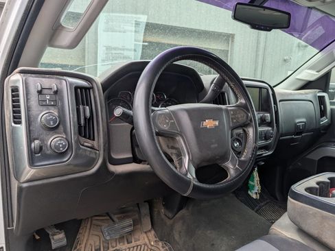 Used 2018 Chevrolet Silverado 2500 LT w/ Z71 Package, Off-Road image 7