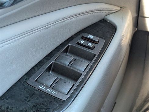 Used 2011 Lexus LS 460 image 25