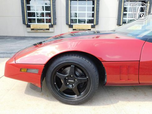 Used 1988 Chevrolet Corvette image 38