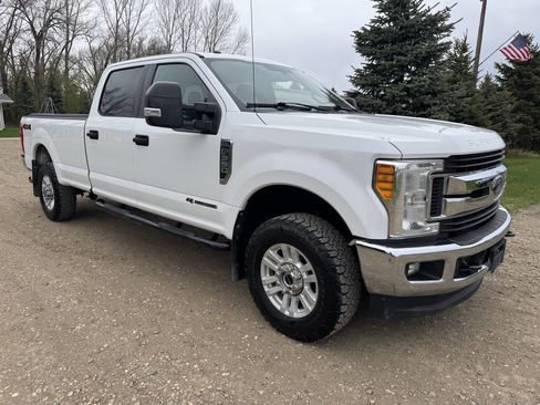 Used 2017 Ford F350 XLT w/ XLT Value Package AWD/4WD image 2