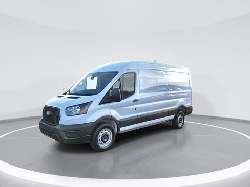 New 2026 Ford Transit 250 148 Medium Roof RWD image 4