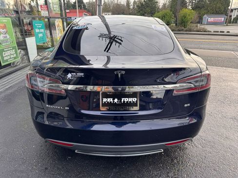 Used 2013 Tesla Model S image 5