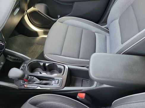 Used 2025 Chevrolet TrailBlazer LT FWD image 22