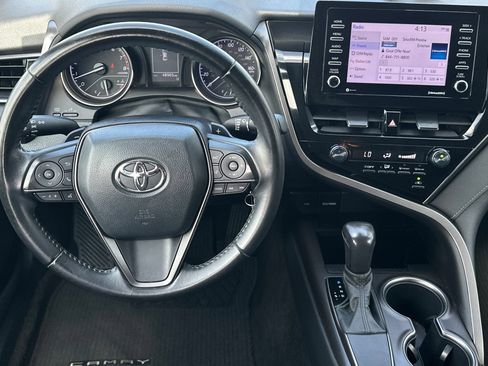 Used 2021 Toyota Camry SE w/ Carpet Mat Package (TMS) FWD image 13