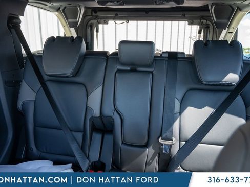 New 2026 Ford Bronco Outer Banks AWD/4WD image 18