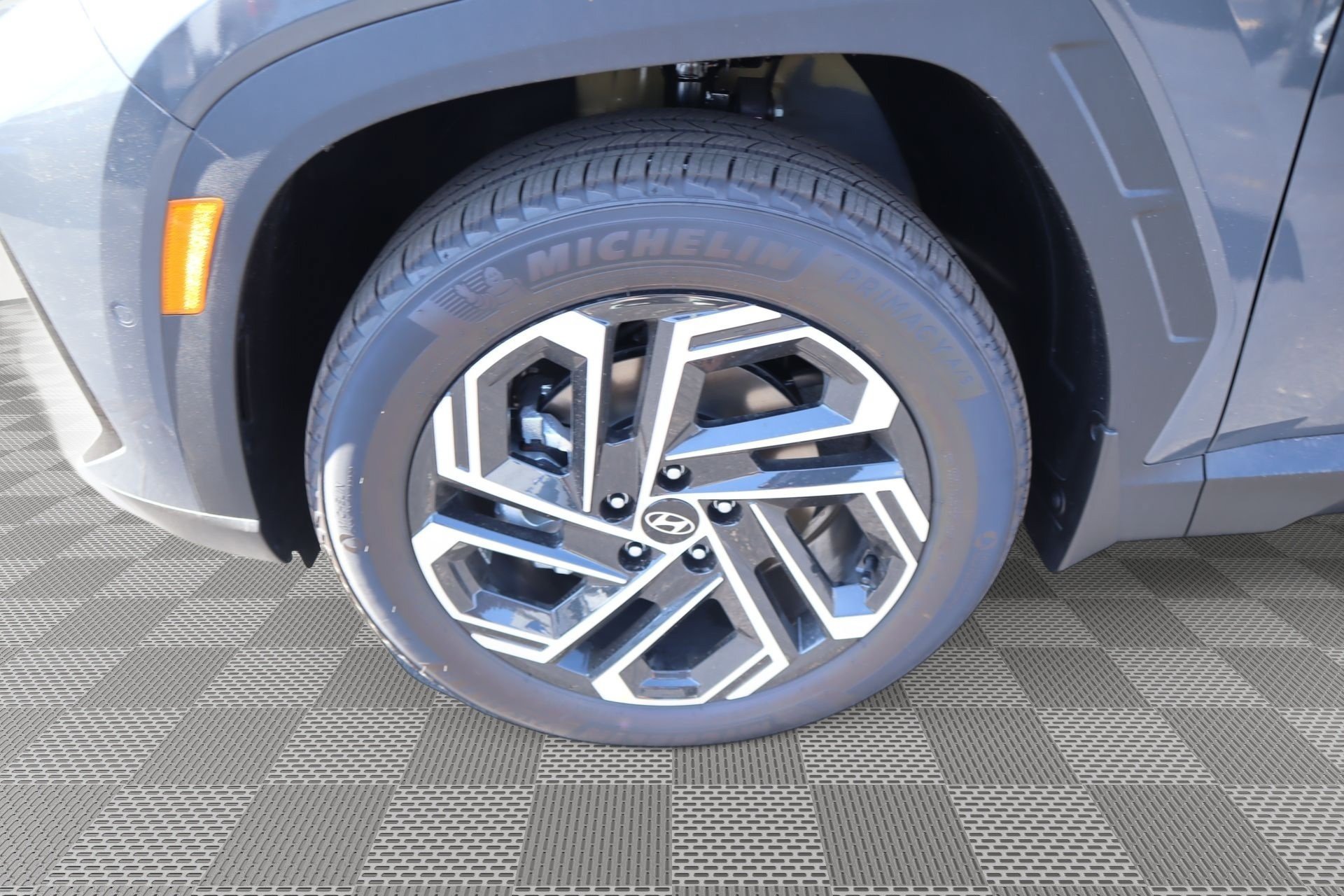 New 2026 Hyundai Tucson Limited AWD/4WD image 4