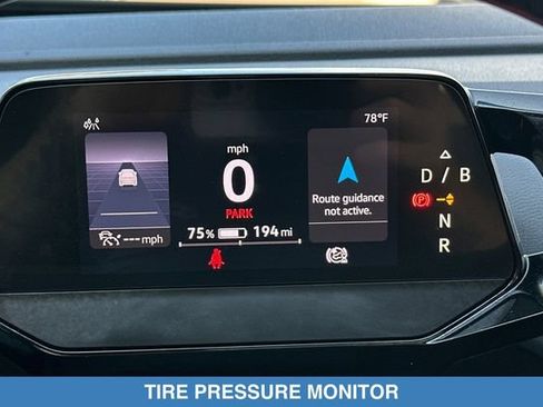 Used 2021 Volkswagen ID.4 Pro S RWD image 27