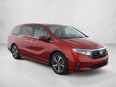 Used 2022 Honda Odyssey Touring image 3