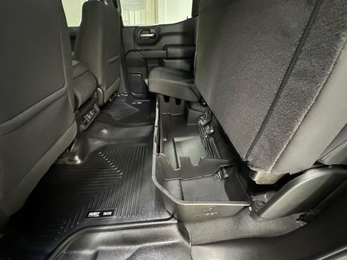 Certified 2022 Chevrolet Silverado 1500 LT AWD/4WD image 22