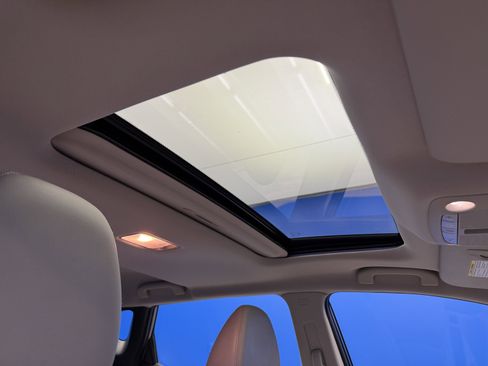 Used 2021 Nissan Rogue Sport SL w/ Premium Package image 27