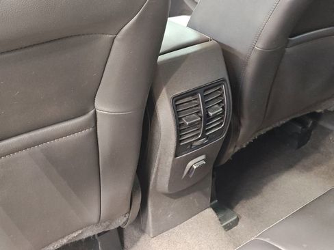 Used 2018 Ford Escape SE w/ SE Sport Appearance Package image 28