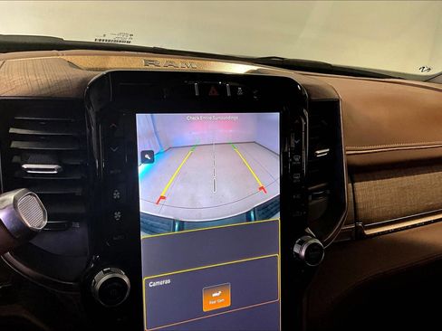 Used 2024 RAM 3500 Limited image 15