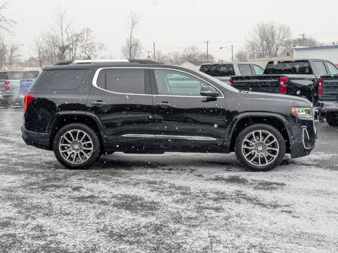 Used 2021 GMC Acadia Denali w/ Denali Ultimate Package image 9