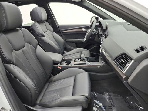 Used 2023 Audi Q5 2.0T Premium Plus w/ Premium Plus Package AWD/4WD image 19