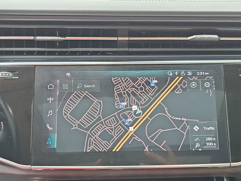 Used 2019 Audi Q8 Prestige AWD/4WD image 21