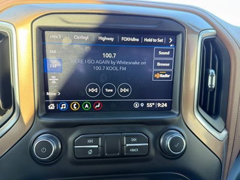 Used 2021 Chevrolet Silverado 2500 High Country w/ Safety Package II image 16