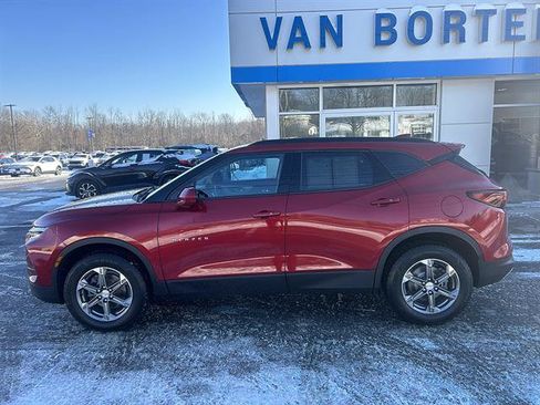 Certified 2023 Chevrolet Blazer LT w/ Convenience Package AWD/4WD image 2