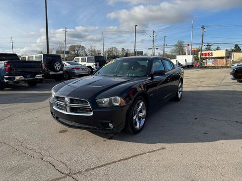 Used 2014 Dodge Charger R/T w/ Wheels & Tunes Group image 7