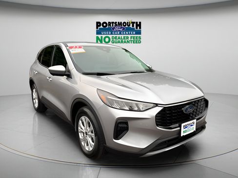 Used 2023 Ford Escape Active w/ Tech Pack #2 AWD/4WD image 1