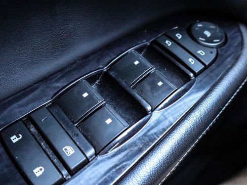 Used 2017 Buick Enclave Premium image 22