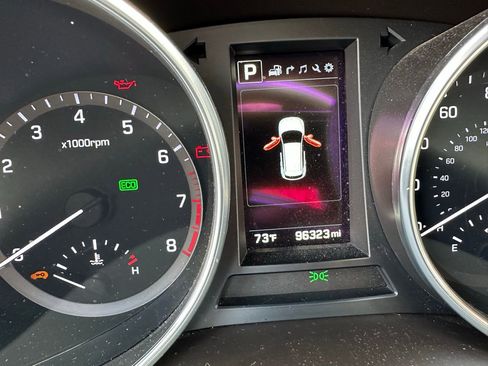 Used 2018 Hyundai Santa Fe Sport w/ 2.4L Tech Package 04 FWD image 13