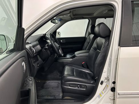 Used 2015 Honda Pilot Touring image 3