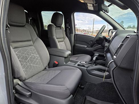 New 2026 Nissan Frontier SV image 12