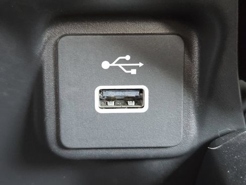 Certified 2024 Honda HR-V LX image 5