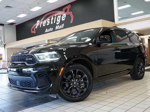 Used 2023 Dodge Durango R/T w/ Hemi Orange Plus Package image 23