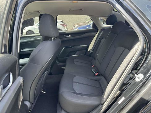 Used 2022 Kia K5 LXS image 13