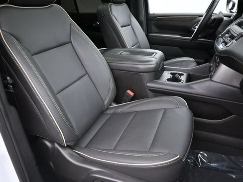 Used 2024 Chevrolet Tahoe Premier AWD/4WD image 39