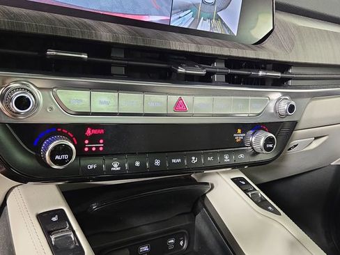 Used 2023 Kia Telluride SX FWD image 20