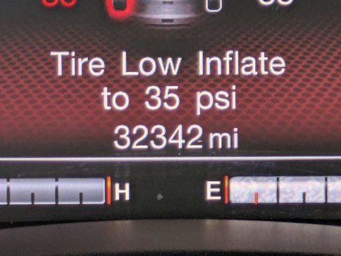 Certified 2023 Jeep Renegade Trailhawk image 24