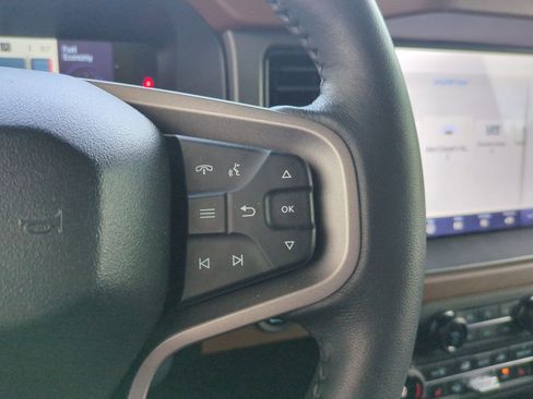 Used 2024 Ford Bronco Outer Banks image 19