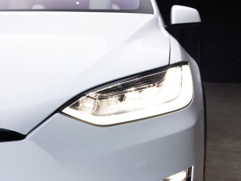 Used 2023 Tesla Model X Plaid AWD/4WD image 5