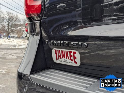 Used 2022 Ford Expedition Max Limited image 13