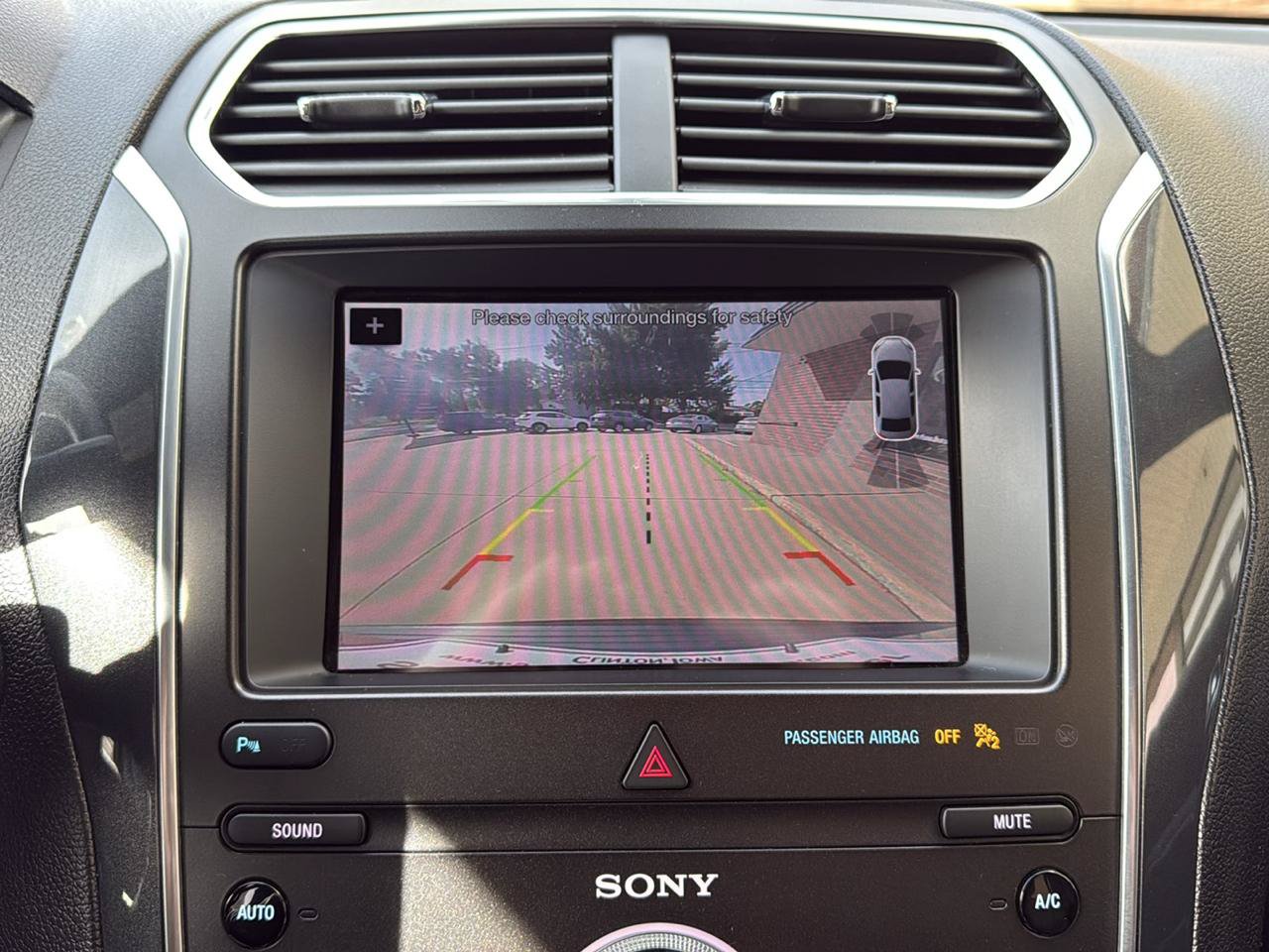 Used 2019 Ford Explorer Sport AWD/4WD image 9