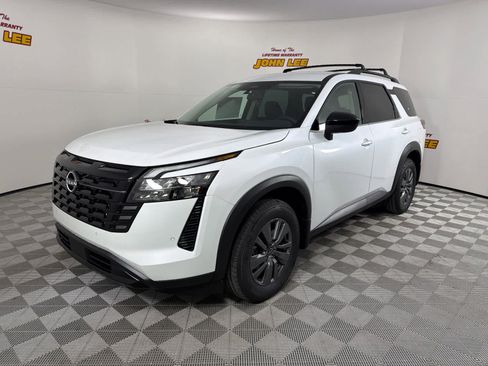 New 2026 Nissan Pathfinder SV image 1