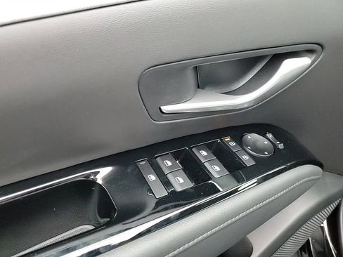 Certified 2025 Hyundai Santa Cruz SEL image 12