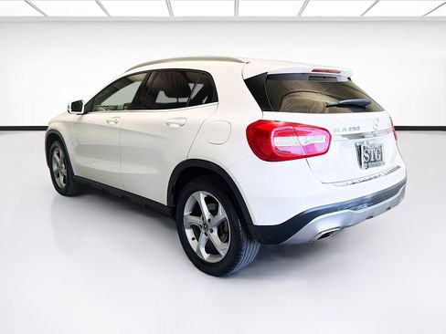 Used 2019 Mercedes-Benz GLA 250 4MATIC image 6